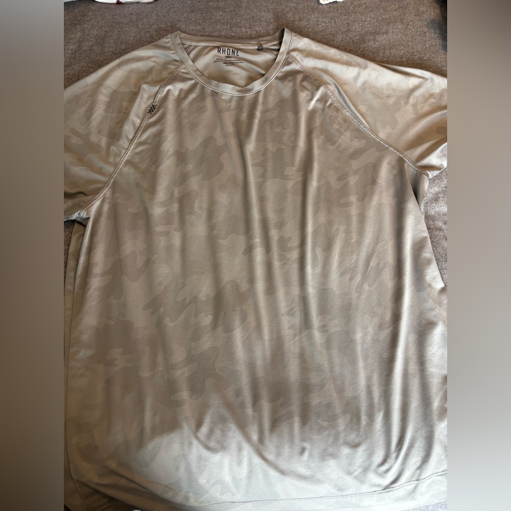 Rhone Reign Grey Camo Performance Tee Size XXL Performance Technical T-Shirt
